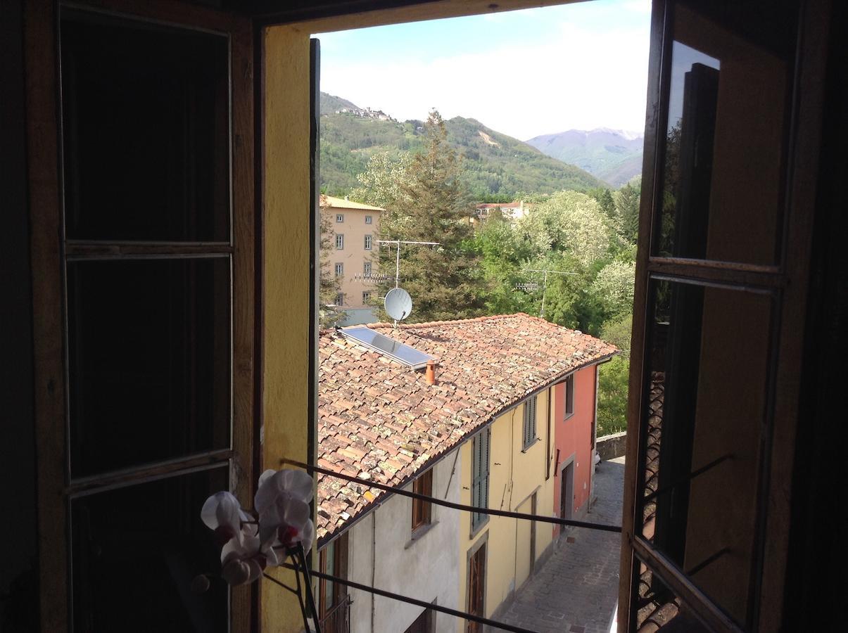 Casa Fontana Tuscany B&B Barga Habitación foto
