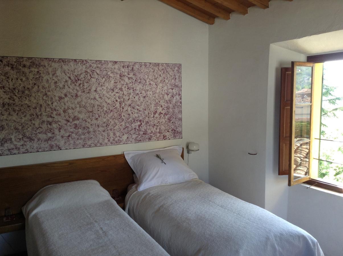 Casa Fontana Tuscany B&B Barga Habitación foto